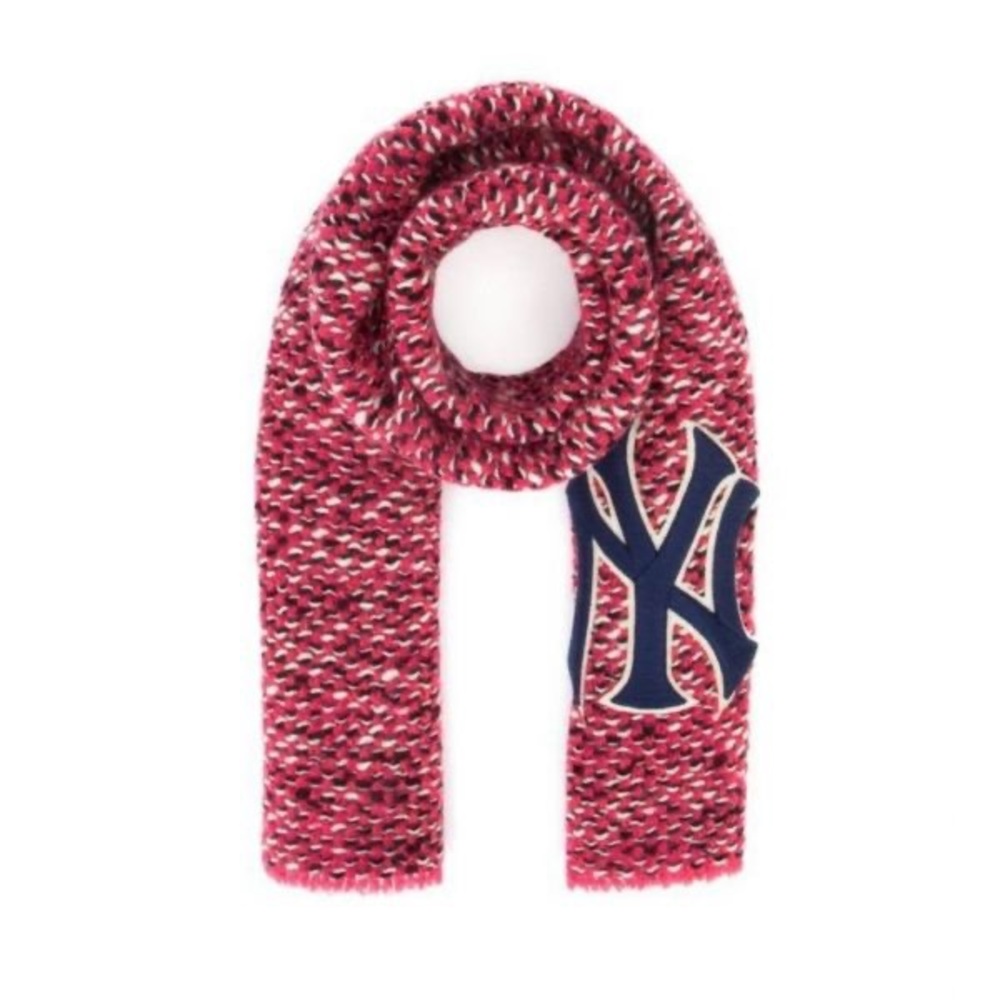 Gucci NY Sequined Yankees Tweed Style Scarf